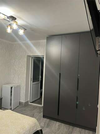 Гостиница Садко Кропоткин Двухместный номер улучшенный с мини-кухней № 316-3