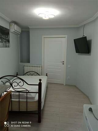 Гостиница Садко Кропоткин Одноместный номер с собственной мини-кухней № 202.-5